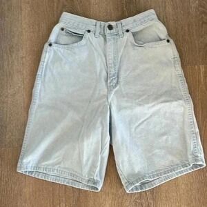 Chic Vintage High Waisted Acid Wash Mom Shorts Size 8 USA Made Denim Bermuda‎